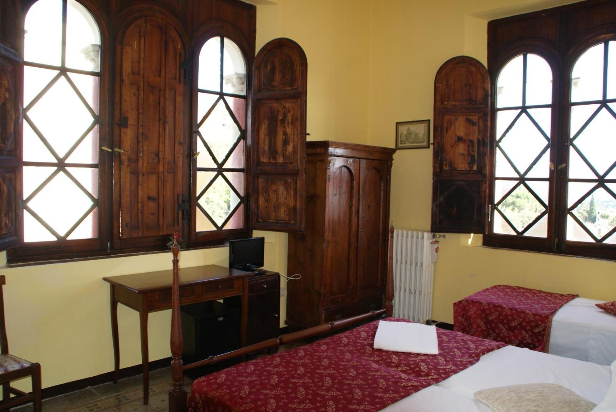 Hotel Europa Перуджа Экстерьер фото